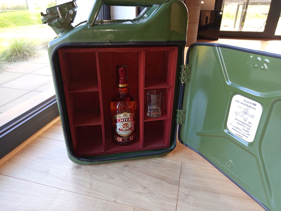 Kanister barek prezent