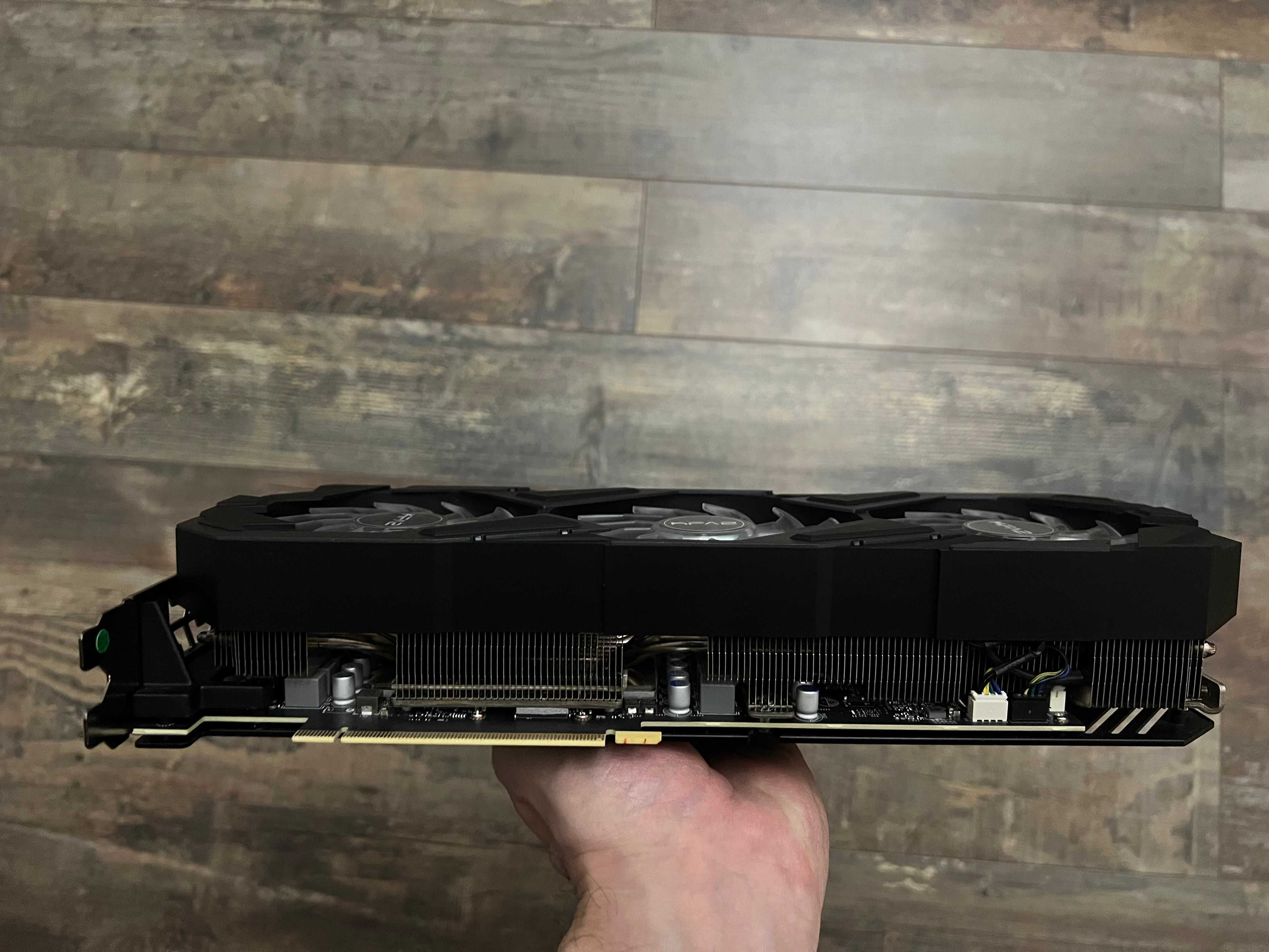 (575$) Видеокарта 24Gb RTX 3090 KFA2 (+гарантия)