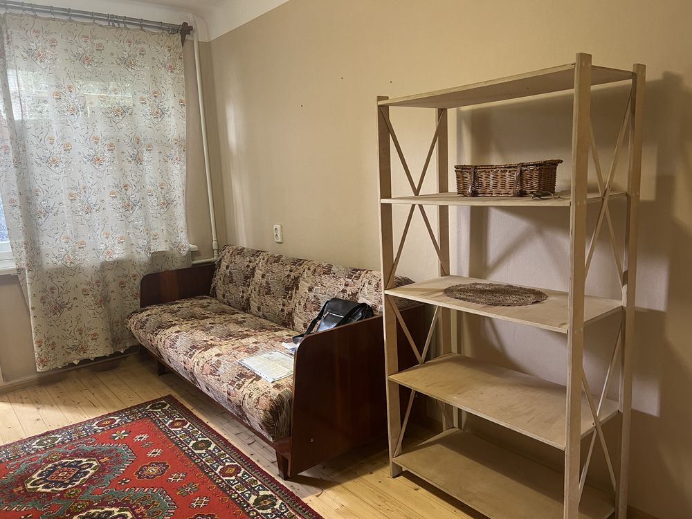 Продам 2х кімн кв по вул. Пугачова, район коллегіума 25