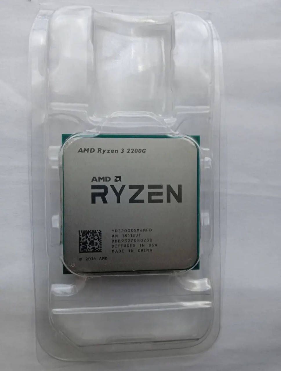 Процессор AMD Ryzen 3 2200G (AM4)