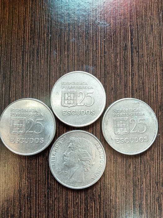 Moedas de coleção república portuguesa