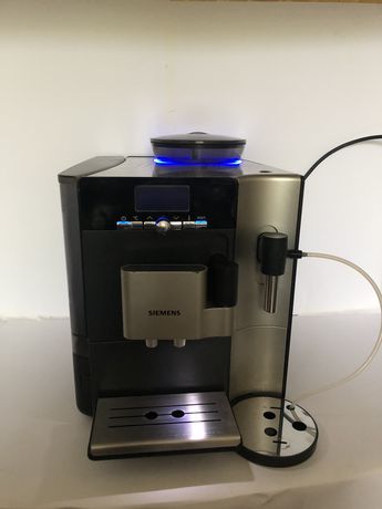 Автоматична кавоварка Bosch VeroBar 100 .

8000 грн