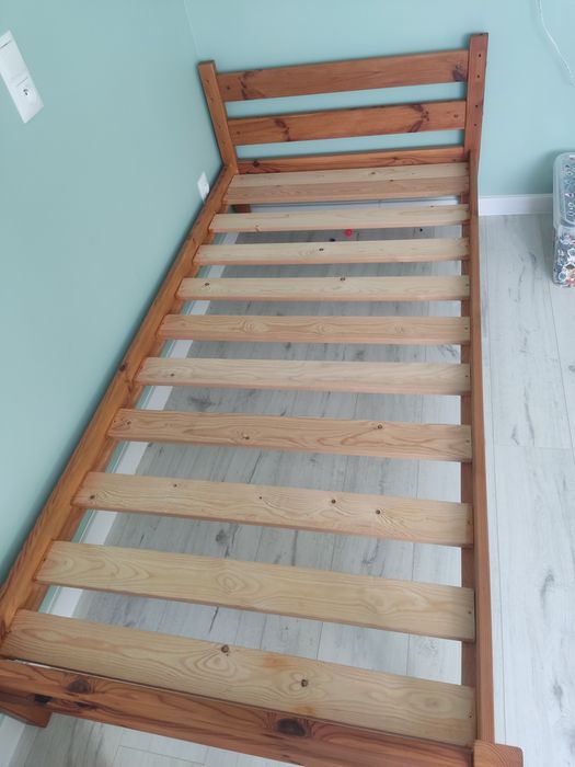 Łóżko młodzieżowe