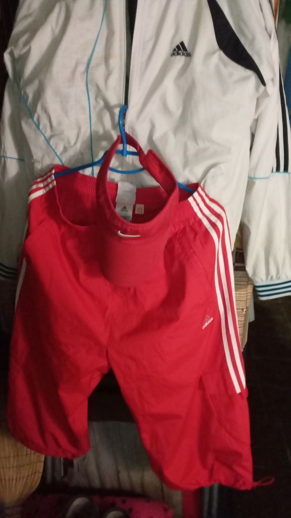 Продам  мужские  шорты  ADIDAS  р  48  L