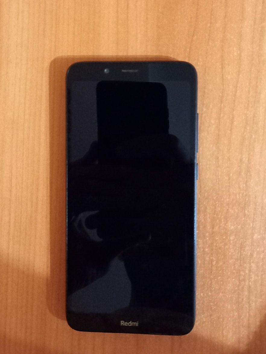 Продам телефон Xiaomi Redmi 7A 32g