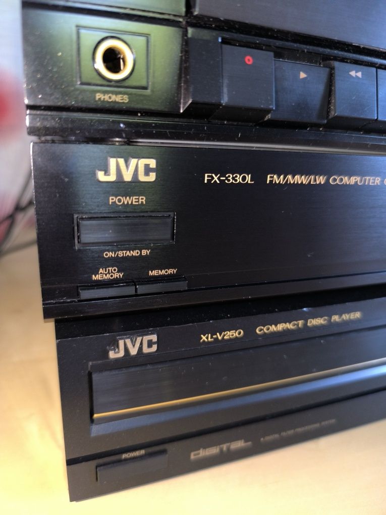 Zestow audio JVC z kolumnami