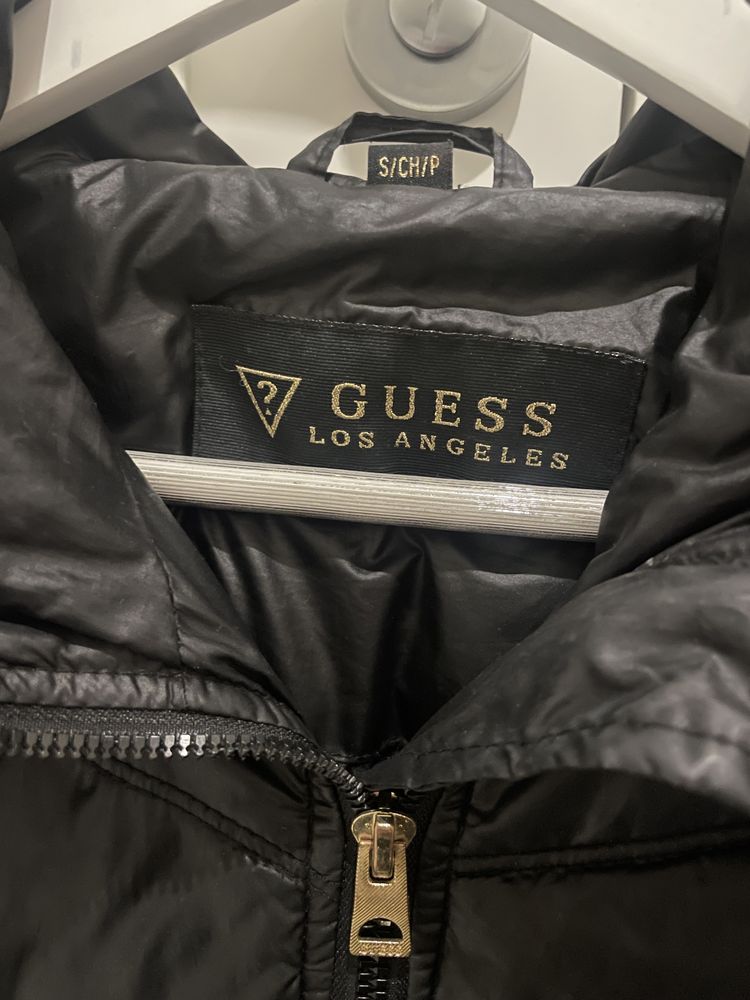 Kurtka puchowa GUESS by Marciano z futerkiem rozm S