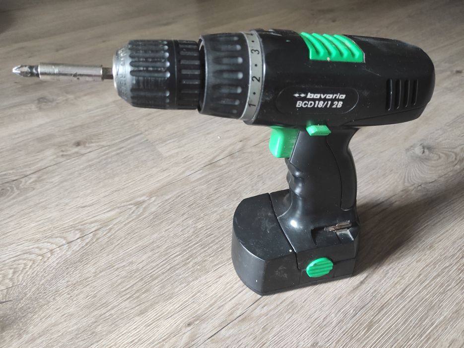 Шуруповерт Bavaria, 18v. Б/у. Робочий