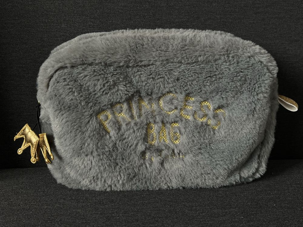 Esotiq kosmetyczka futerkowa Princess bag stan bardzo dobry