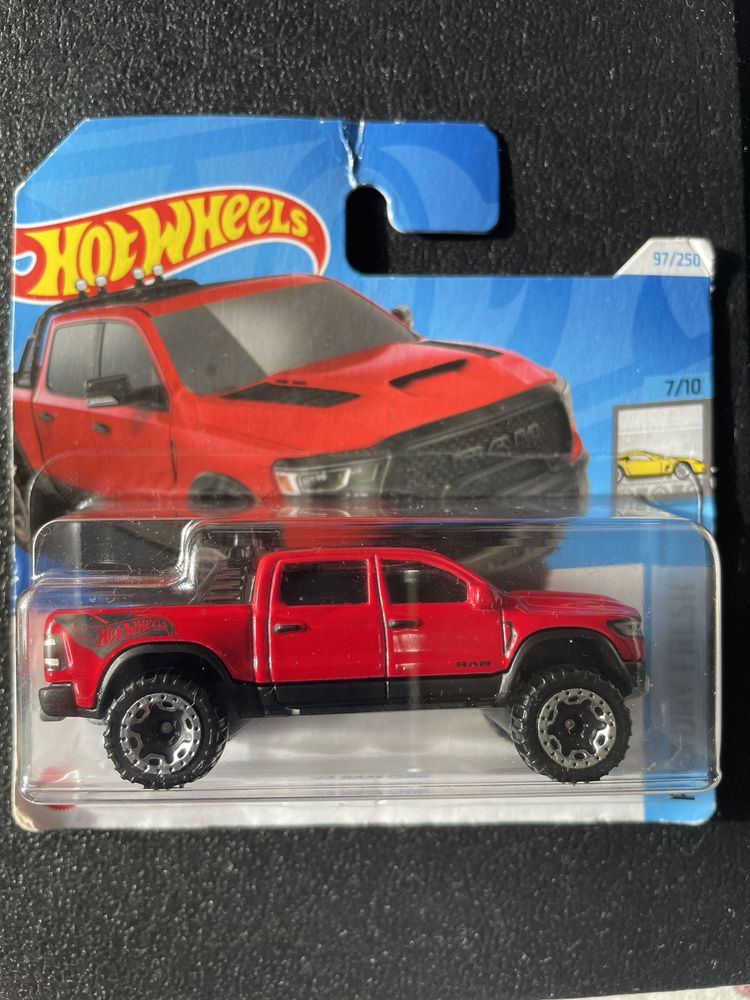 Hot wheels ram 1500 rebel