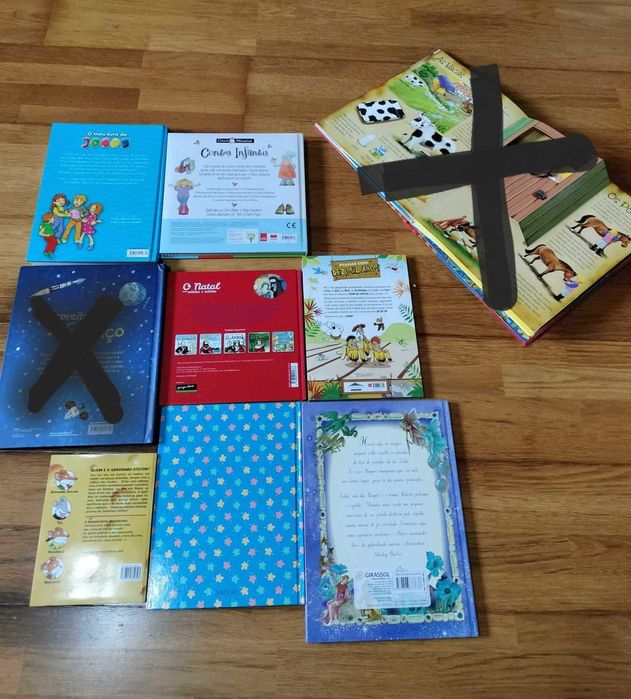 Livros infantis variados