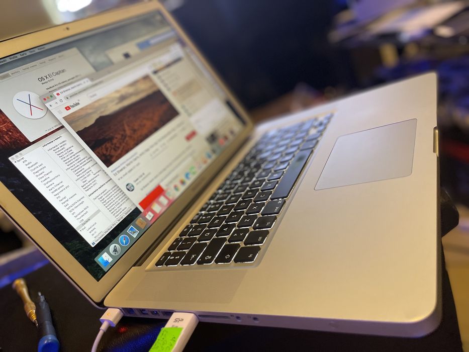Apple Macbook  pro 15 i7 16gb ssd a1286  mat bateria nowa
