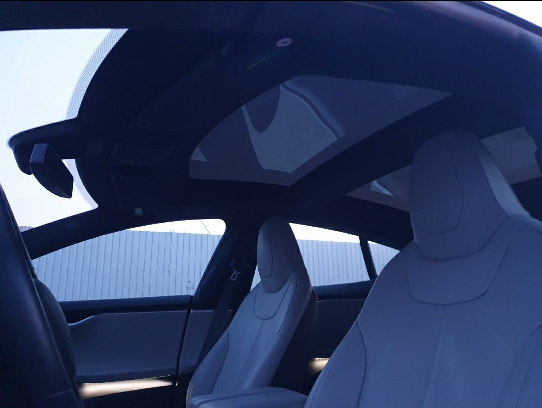 Tesla Model S 85D 4WD 2015 Белая! Новая!