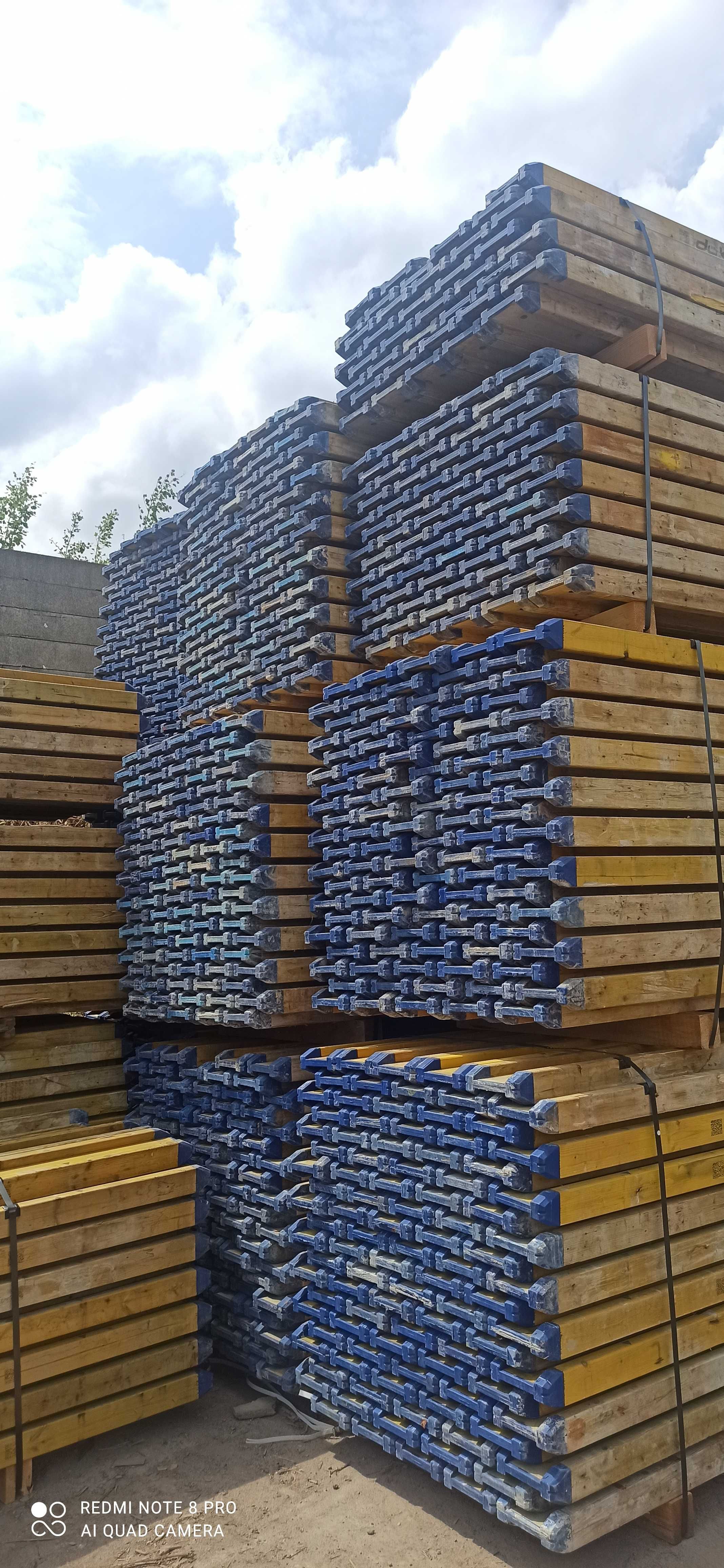 Stemple Podpory 14KN 20KN 30KN Dźwigar DOKA Blaty Sklejka Trójnóg