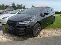Chrysler Pacifica 2023 Chrysler Pacifica S Plug In E Hybrid