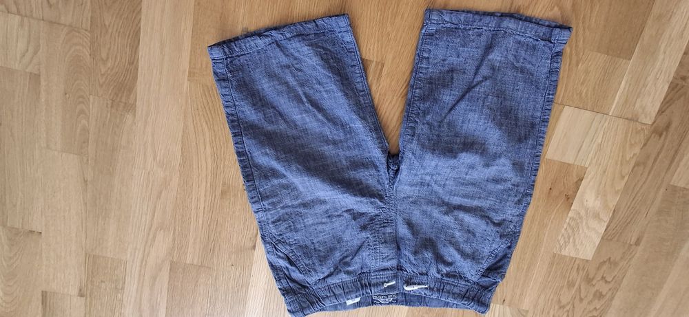 Krótkie spodenki C&A rozm. 152