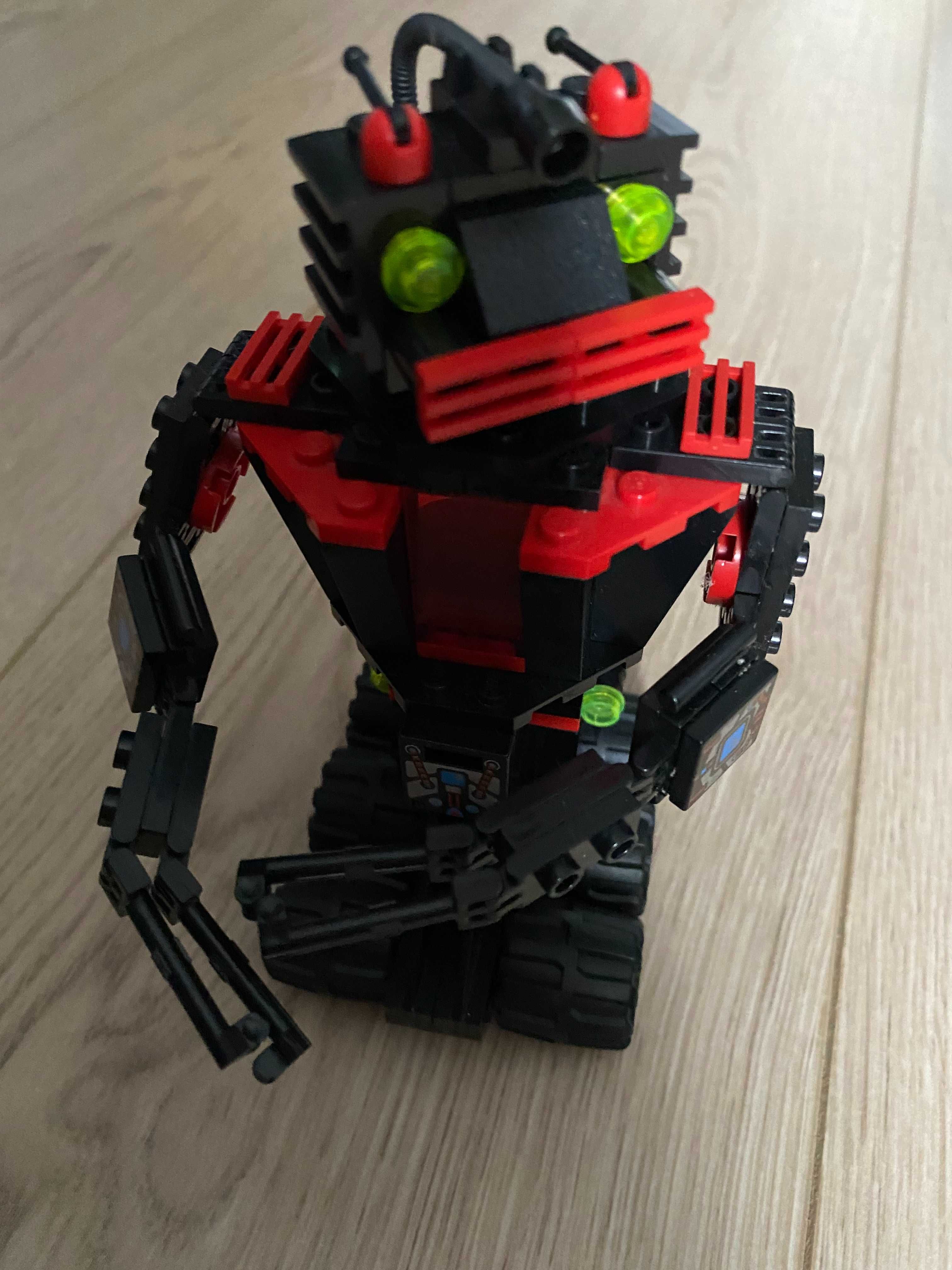 LEGO 6889 robot space