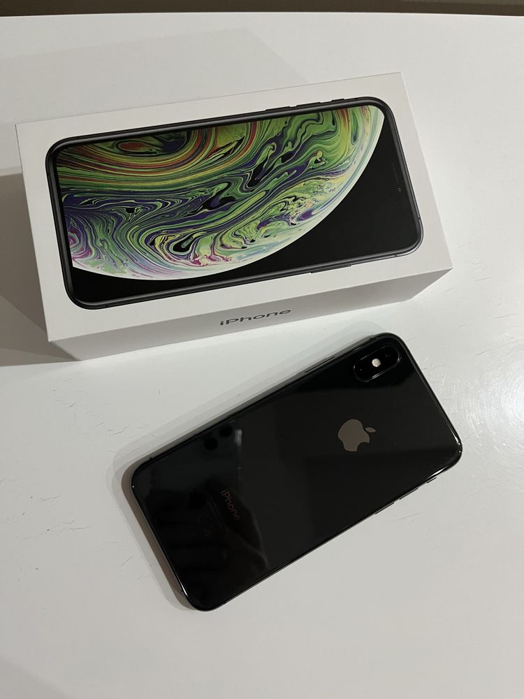 iPhone XS space gray