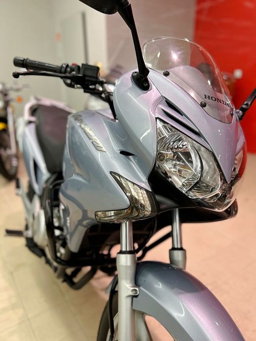Honda Varadero NOWA Honda Varadero 125XL WTRYSK Sklepowy Stan Bezwypadkowa Szwajcaria