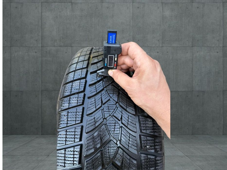 Koła felgi 5x112 R19 Audi Q7 opony zimowe 255/55R19 GoodYear