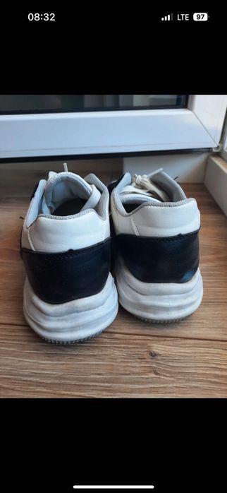 Snickersy biało-czarne damskie