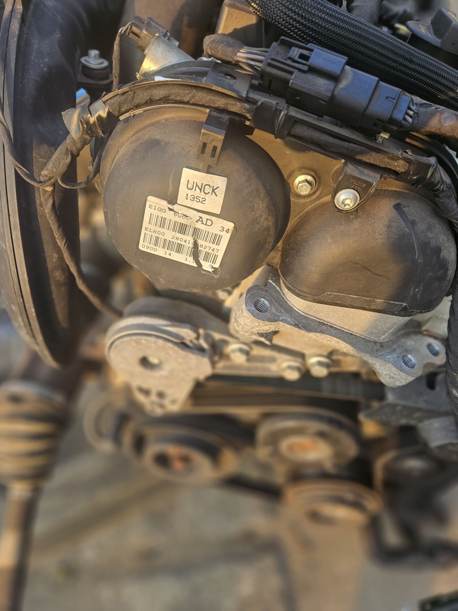 Silnik UNCK kompletny 1.5 Ecoboost Ford