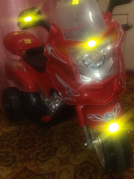 Продам електромотоцикл для відновлення (за бажанням)