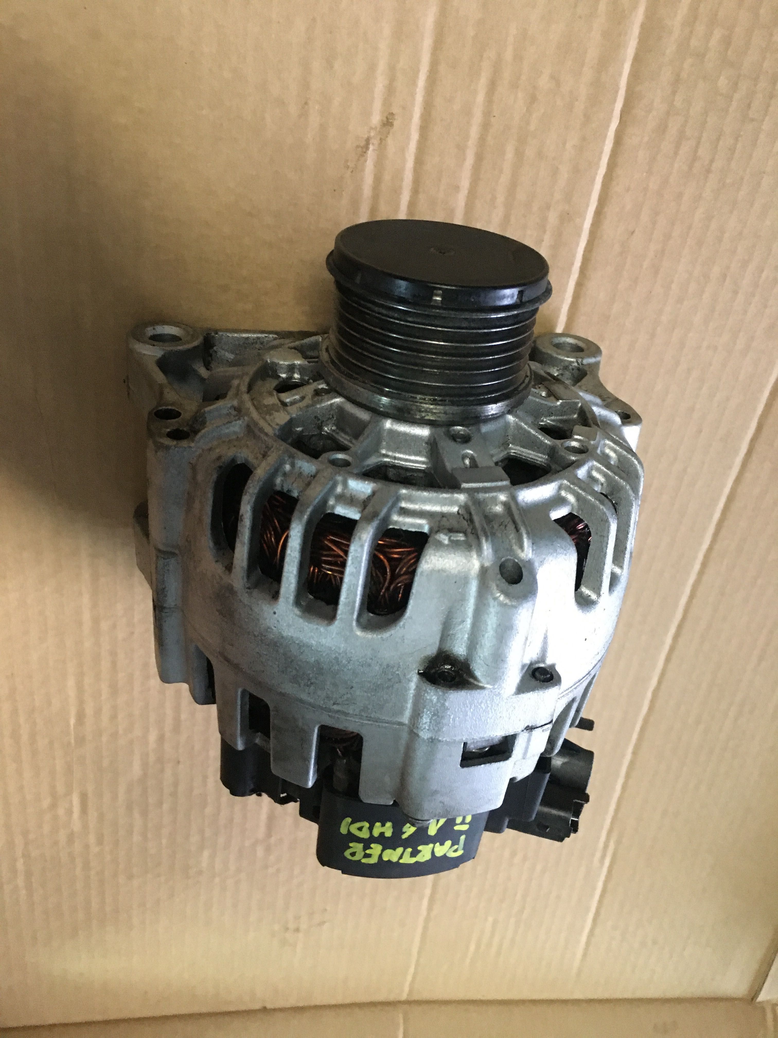 Alternator Citroen Berlingo II Peugeot Partner II 1.6 hdi