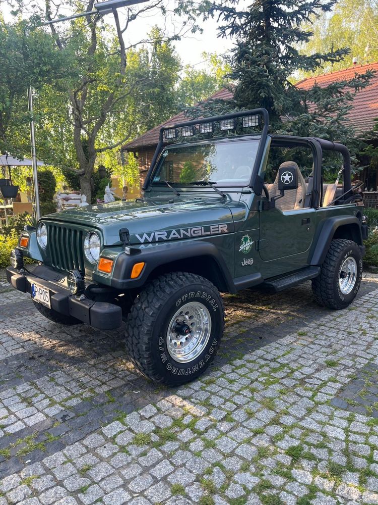 Jeep Wrangler Sahara 2.5 automat