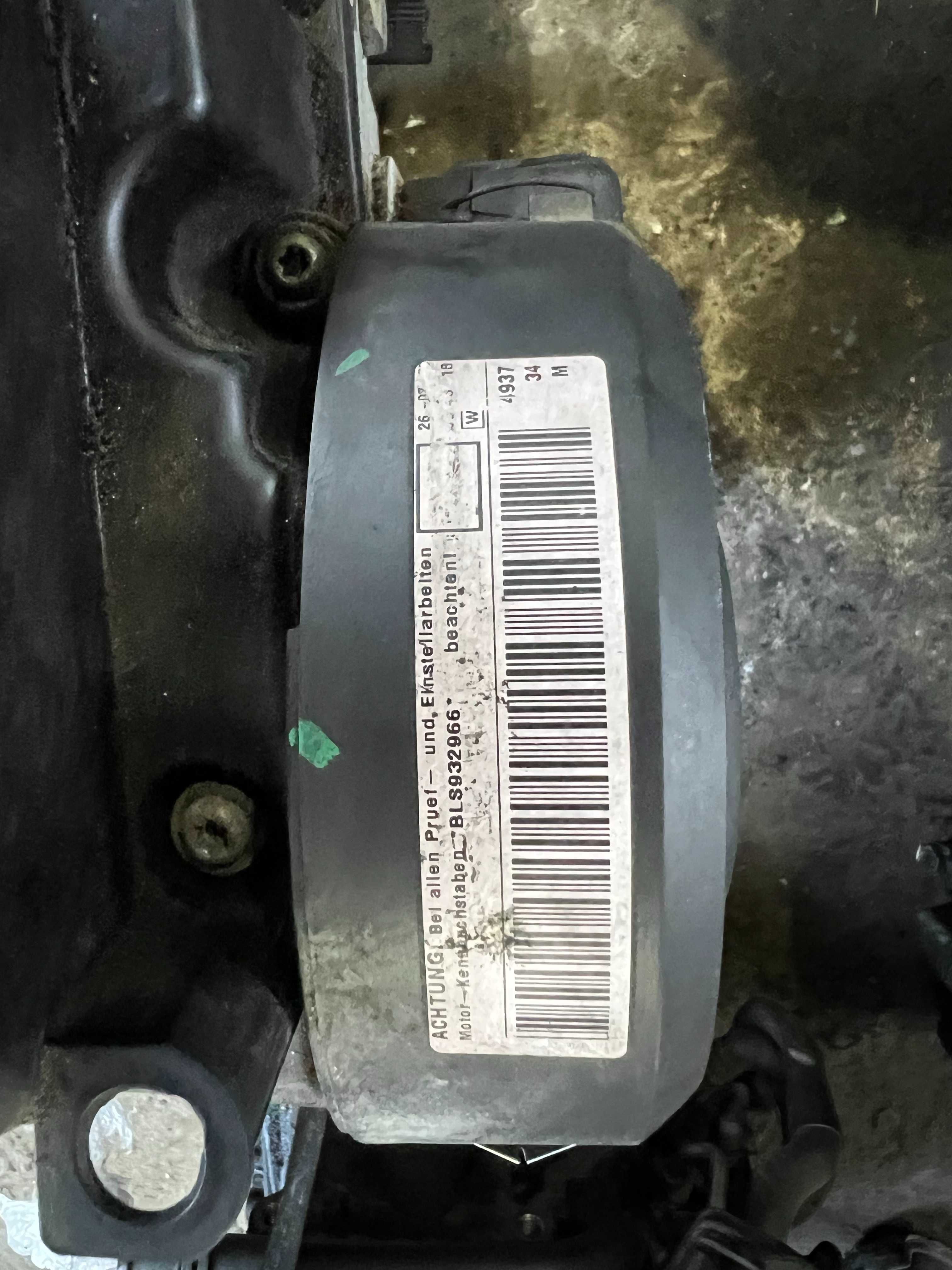 двигатель 1.9 tdi bls мотор BLS 77 kwt пассат б6 кадди гольф 5  а5