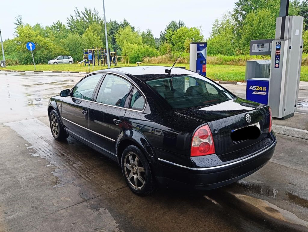 Volkswagen Passat B5 FL 1.8T z gazem bogata opcja