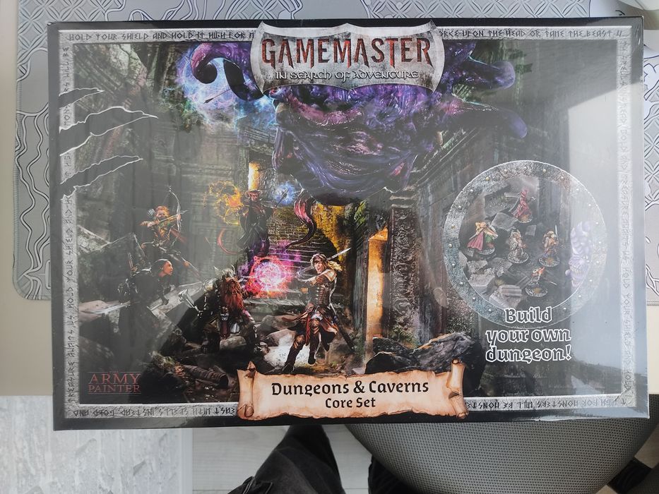 Gamemaster Dungeons and Caverns Core Set

Набір для створення декораці
