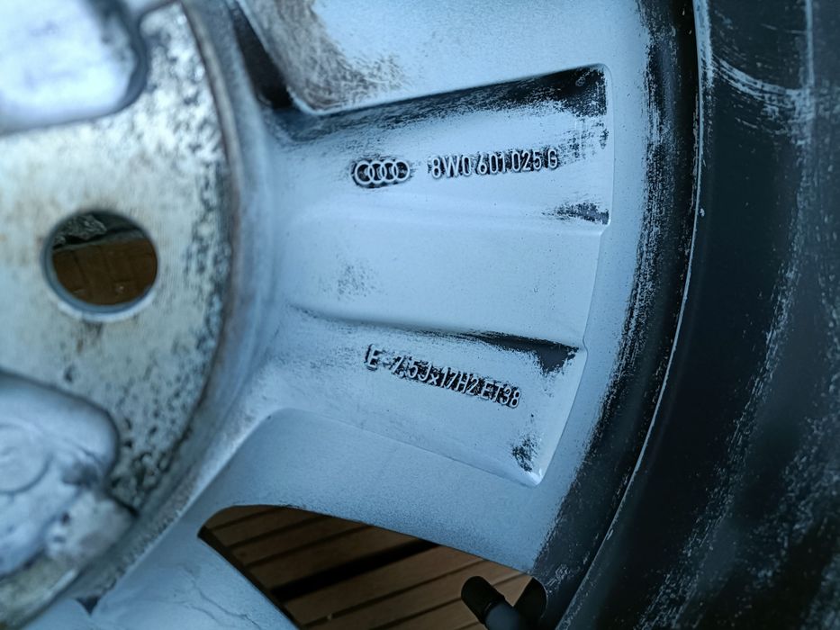 Audi a4 Koła opony zimowe felgi orginalne audi a4 8W0 5x112 17 cali