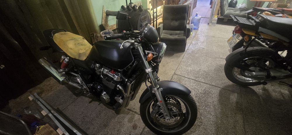 Продам Honda CB1300