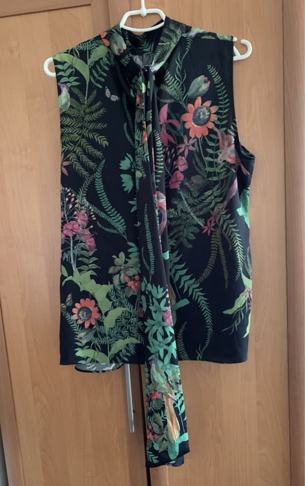 Жіноча кофтинка , Б/У