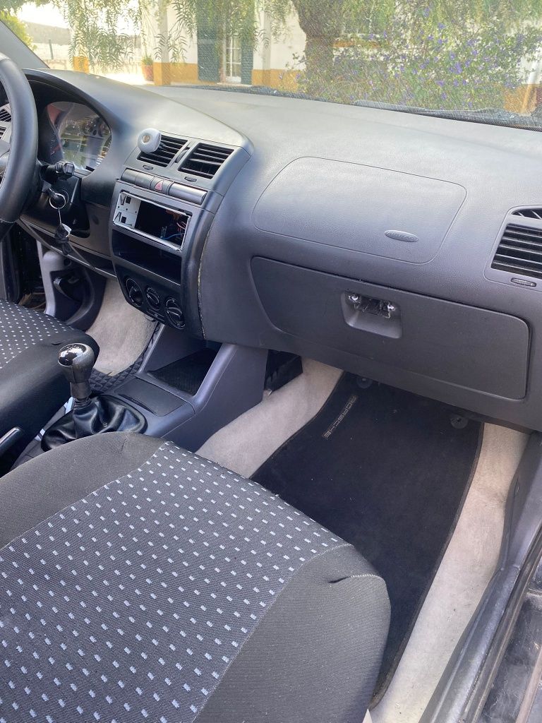 Seat ibiza 1.0 3 cilindros