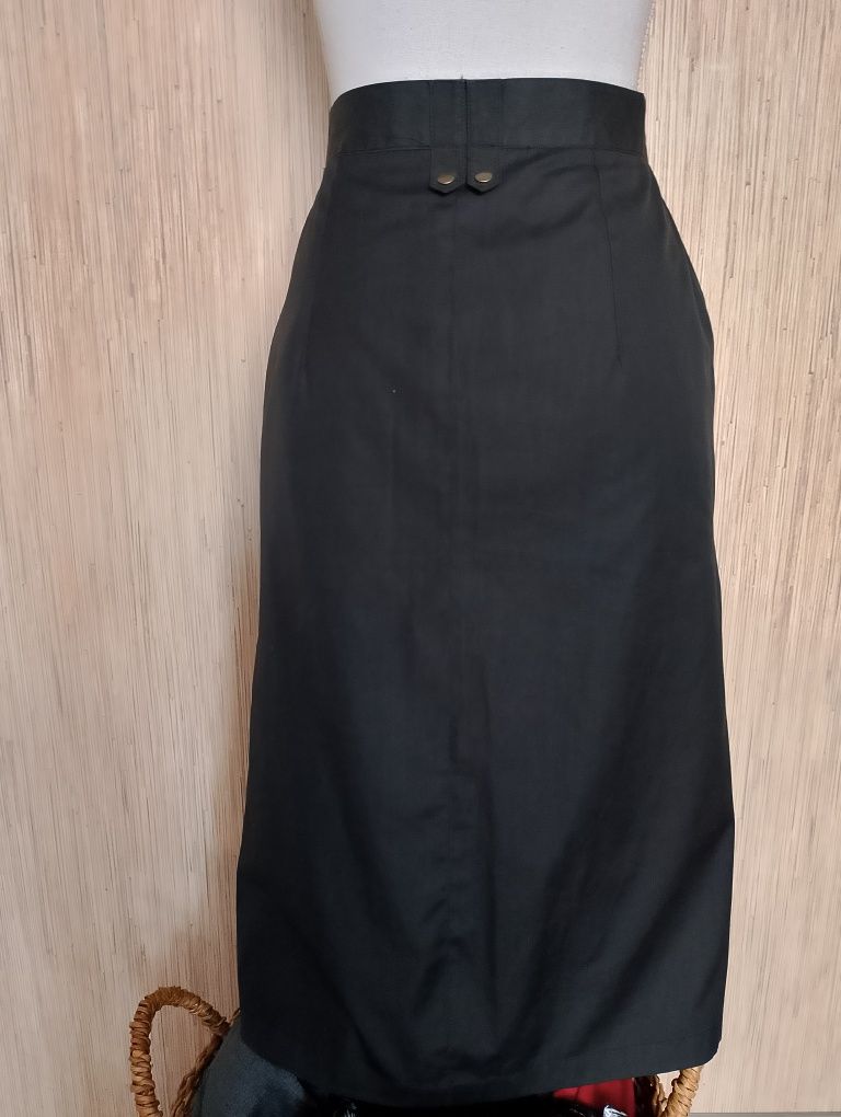 Spódniczka midi z kieszeniami r.34/36