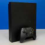 Xbox One X 1TB + Comando
