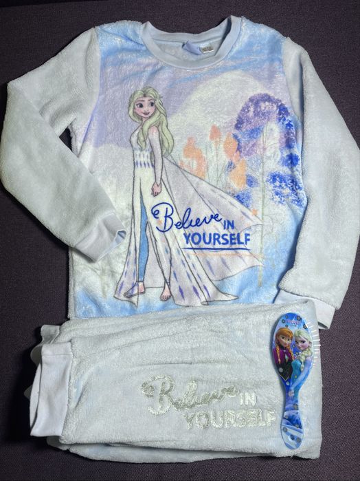 Піжама Frozen  + гребінець Ельза Крижане серце 122-128