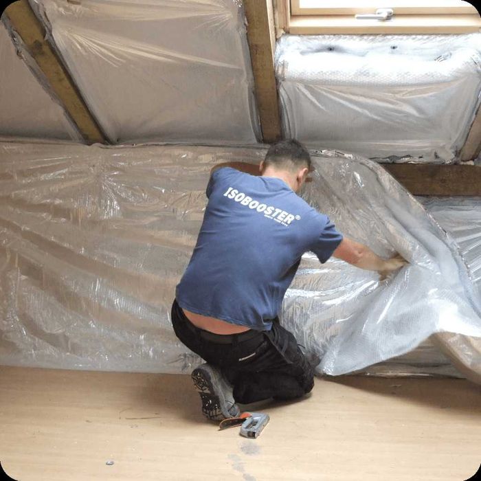 Izolacja do poddaszy ISOBOOSTER T2 nie wełna - rolka 15 m kw.