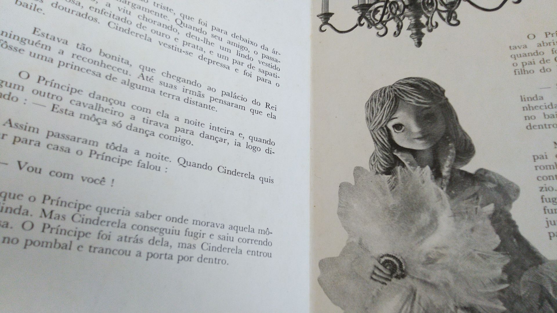 Livro infantil - CINDERELA, A GATA BORRALHEIRA, Edição 1967
Livro infa