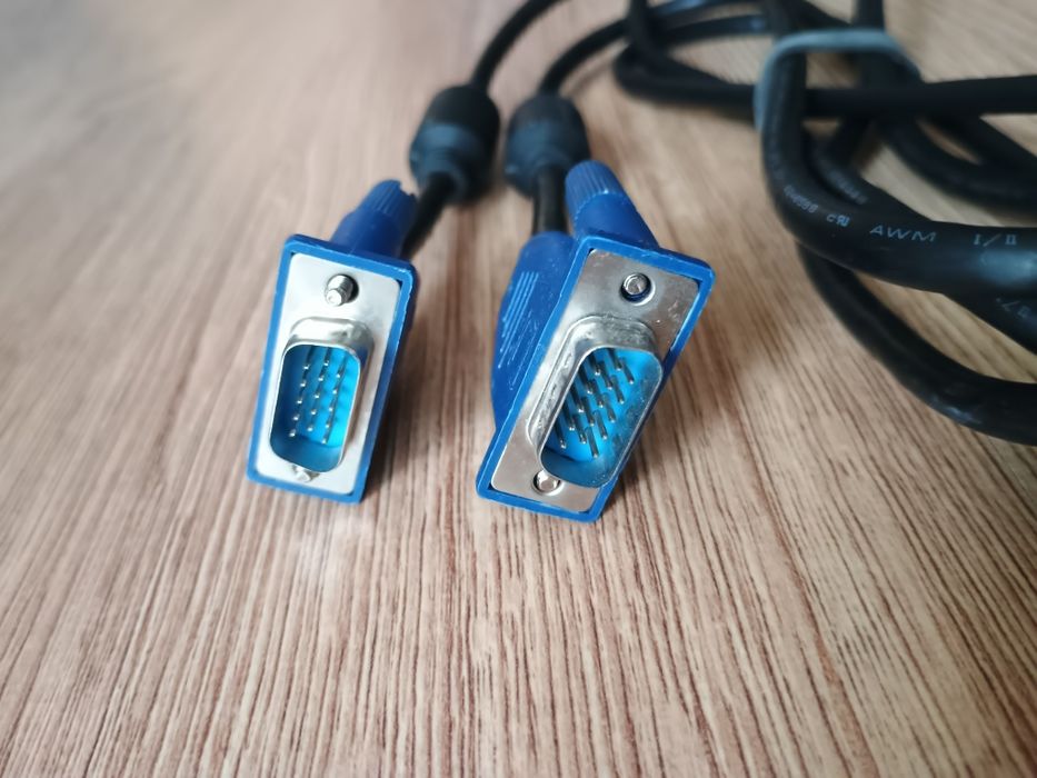 Kabel VGA VGA do monitora