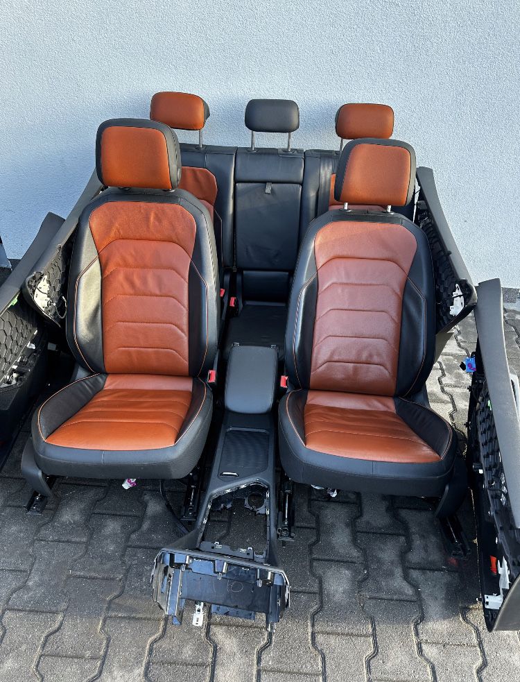 TIGUAN 5NN 5NA Allspace R-LINE Сидіння Шкіра Комплект Пам‘ять