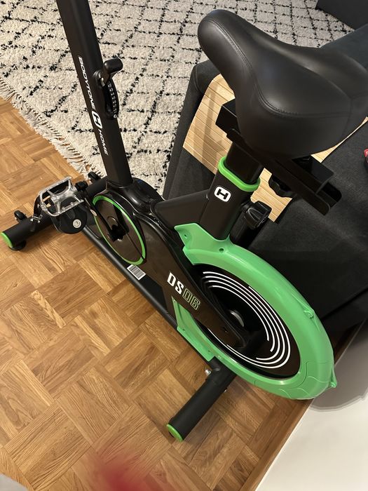 Bicicleta de Spinning BODYTONE DS06 (Vol. Inércia: 14kg - Display)