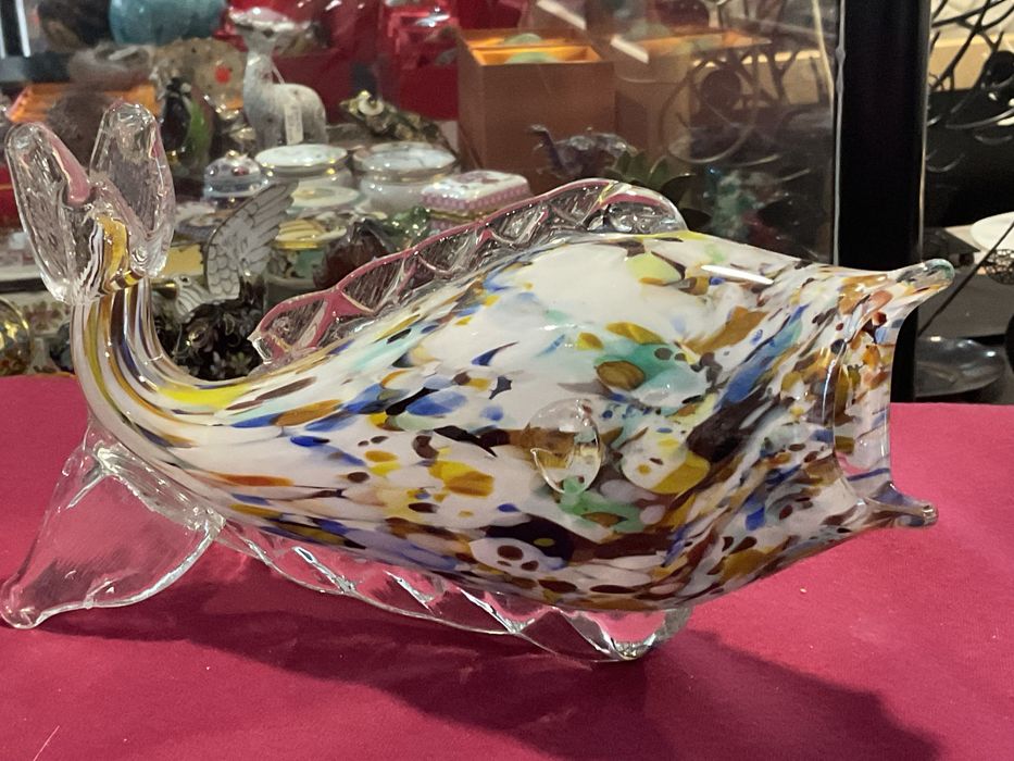 Peixe vidro pintado com 22 cm.      Mais anúncios abaixo