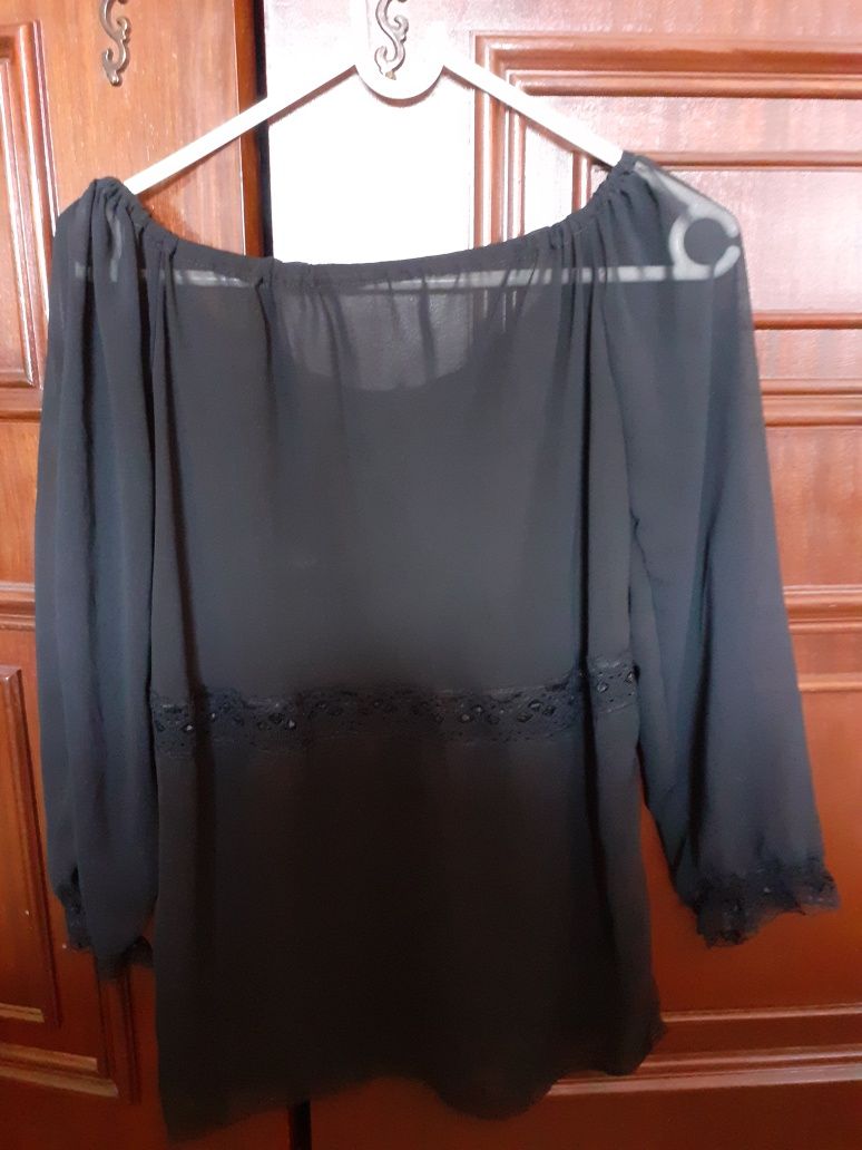 Blusa Preta  (M)