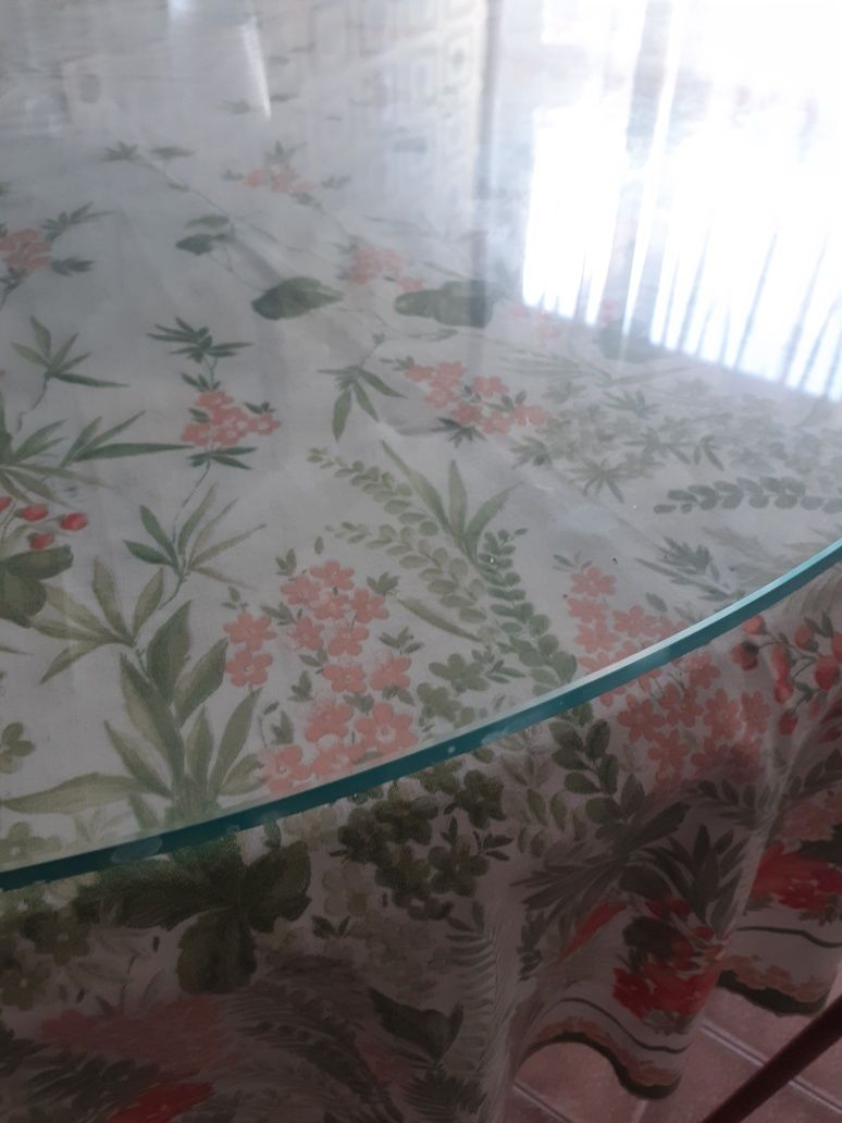Mesa Luís xv com tampo de vidro