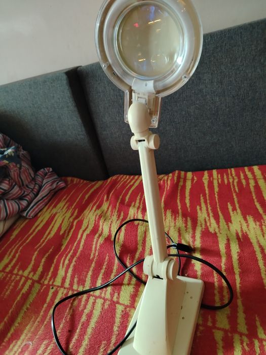 Vintage lampa z lupą jażeniówka spalona