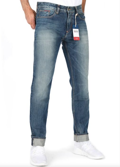 Tommy Hilfiger Original Tapered Ronnie джинси (розмір W32 L34)