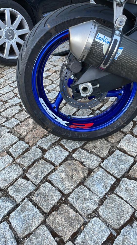 Suzuki GSXR 750***